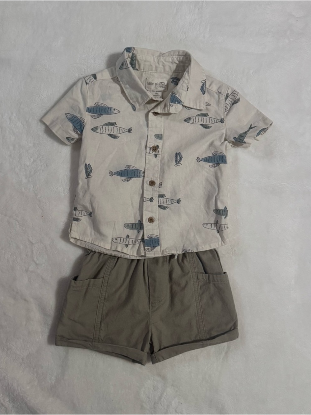 Little Planet by Carter’s Cream Button-Up Shirt with Fish Motif and Gray Shorts